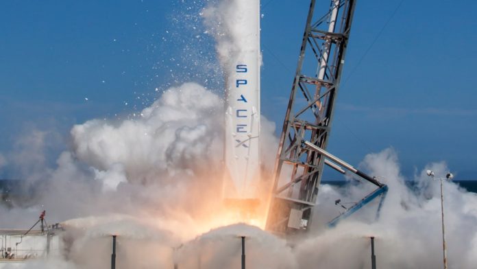 SpaceX запустила нові супутники