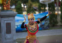 Decorating the monument “Anna Yaroslavna. Queen of France”. Embassy of Indonesia. Photo