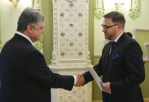 Petro Poroshenko accepted credentials from ambassadors of a number of foreign states