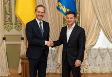 Посли низки країн вручили Президентові України вірчі грамоти