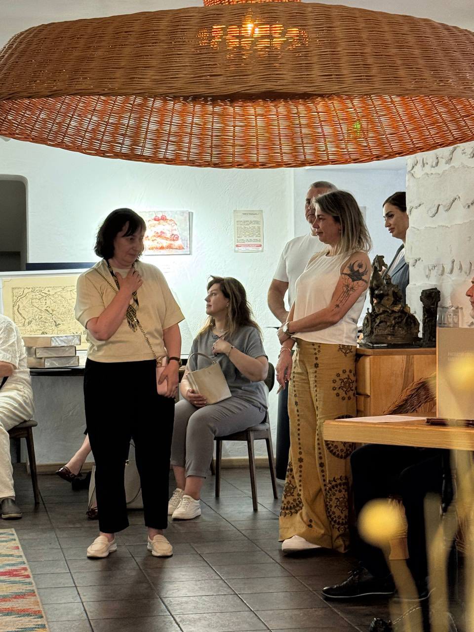 «Мистецтво світу. Внесок України» — презентація у культурному центрі «Галушка»