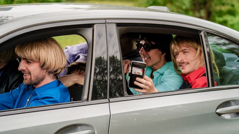 Святослав Вакарчук і Badstreet Boys переспівали «911» на підтримку захисту неба України