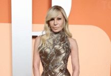 Донателла Версаче передає естафету: нова ера для Дому Versace