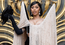 Cardi B вивела готичний перформанс на новий рівень — Schiaparelli в центрі уваги
