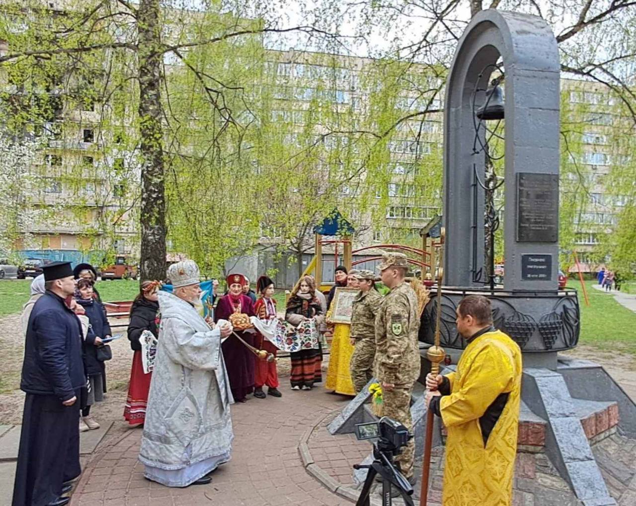 Чорнобиль як пам’ять і відповідальність: у Києві вшанували 40 років трагедії
