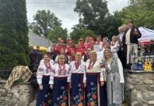 На Андріївському узвозі відбувся всеукраїнський культурно-мистецький проєкт «Узвіз Єдності»